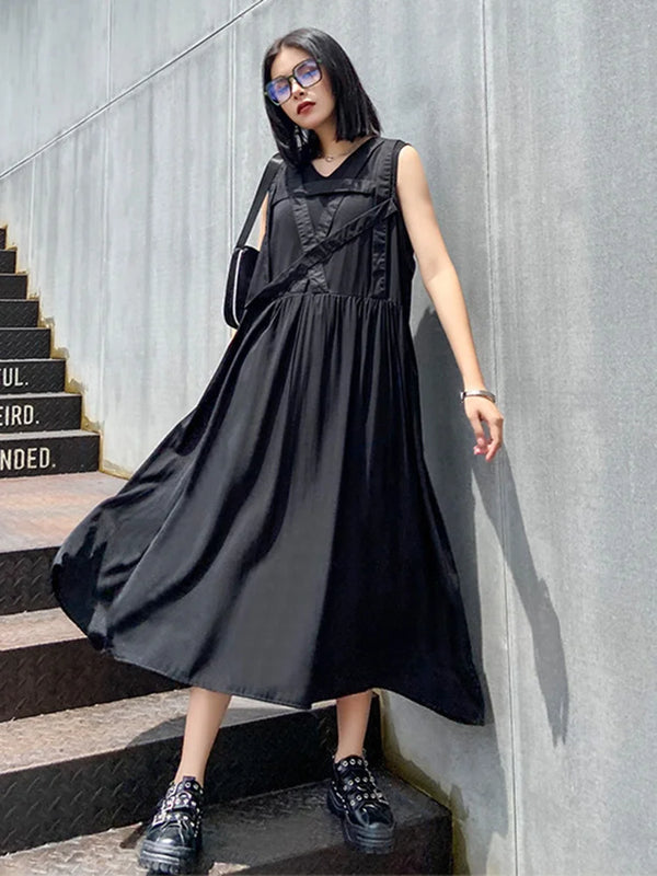 Black Long Sleeveless V-Neck Dress